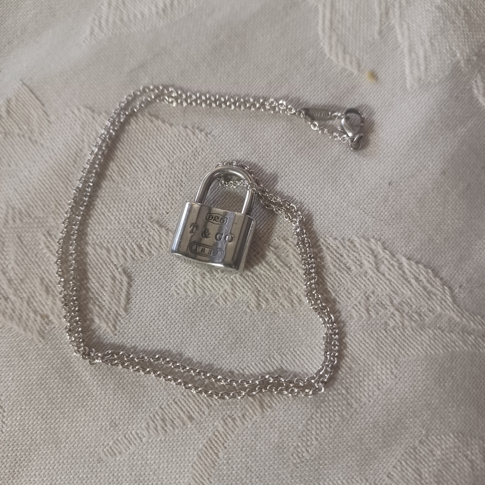 Tiffany & Co. 1837 Padlock Necklace, Sterling Silver - Picture 3 of 11